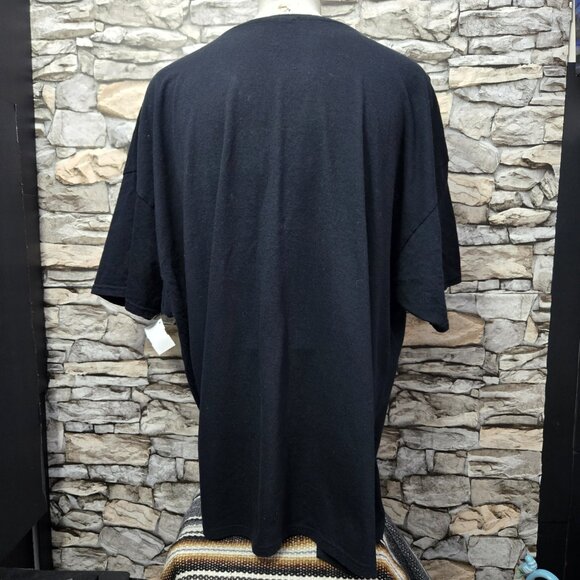 American Pie "Stifler's Mom" T-Shirt. - Picture 2 of 3